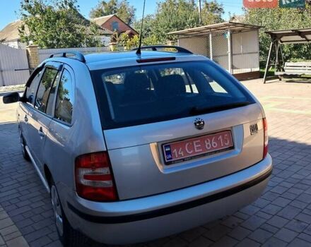 Серый Шкода Фабия, объемом двигателя 1.4 л и пробегом 174 тыс. км за 5000 $, фото 3 на Automoto.ua