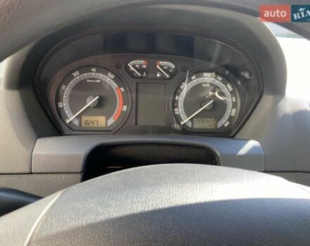 Серый Шкода Фабия, объемом двигателя 1.2 л и пробегом 228 тыс. км за 5200 $, фото 9 на Automoto.ua