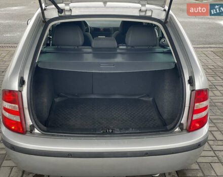 Серый Шкода Фабия, объемом двигателя 1.4 л и пробегом 231 тыс. км за 4500 $, фото 16 на Automoto.ua