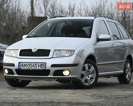 Сірий Шкода Фабія, об'ємом двигуна 1.39 л та пробігом 209 тис. км за 5350 $, фото 5 на Automoto.ua