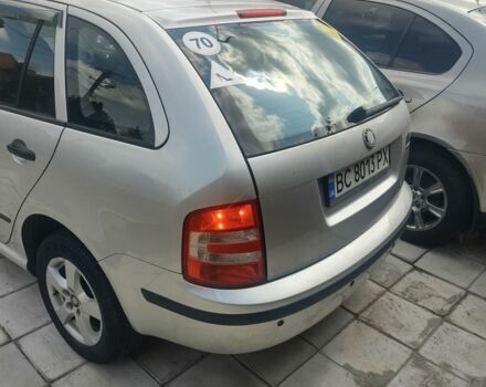Сірий Шкода Фабія, об'ємом двигуна 1.4 л та пробігом 250 тис. км за 3600 $, фото 2 на Automoto.ua