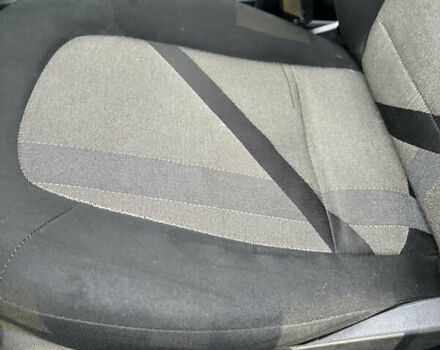 Серый Шкода Фабия, объемом двигателя 1.4 л и пробегом 203 тыс. км за 4800 $, фото 20 на Automoto.ua