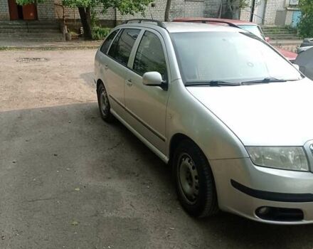 Сірий Шкода Фабія, об'ємом двигуна 1.39 л та пробігом 319 тис. км за 4200 $, фото 4 на Automoto.ua