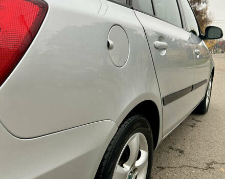 Серый Шкода Фабия, объемом двигателя 1.6 л и пробегом 247 тыс. км за 5150 $, фото 17 на Automoto.ua