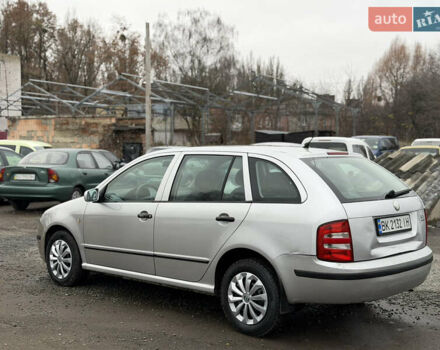 Сірий Шкода Фабія, об'ємом двигуна 1.42 л та пробігом 370 тис. км за 3300 $, фото 18 на Automoto.ua