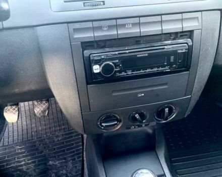 Серый Шкода Фабия, объемом двигателя 1.4 л и пробегом 253 тыс. км за 4900 $, фото 10 на Automoto.ua