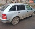 Серый Шкода Фабия, объемом двигателя 1.4 л и пробегом 280 тыс. км за 4300 $, фото 3 на Automoto.ua