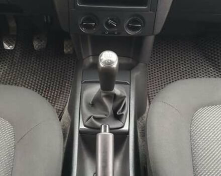 Серый Шкода Фабия, объемом двигателя 1.39 л и пробегом 194 тыс. км за 3850 $, фото 35 на Automoto.ua