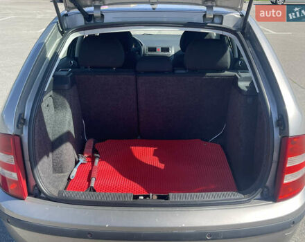 Серый Шкода Фабия, объемом двигателя 1.39 л и пробегом 226 тыс. км за 4900 $, фото 14 на Automoto.ua