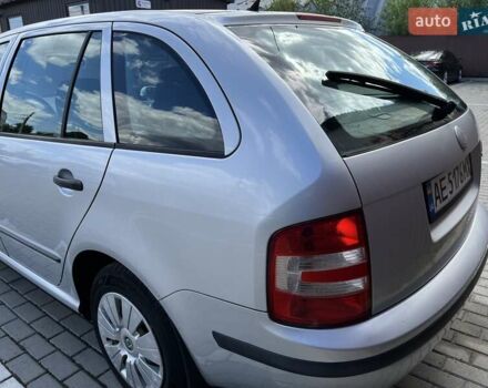 Сірий Шкода Фабія, об'ємом двигуна 1.42 л та пробігом 241 тис. км за 3800 $, фото 4 на Automoto.ua