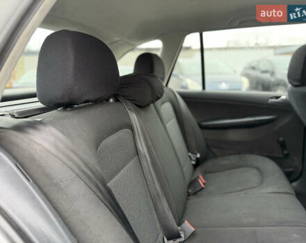 Сірий Шкода Фабія, об'ємом двигуна 1.42 л та пробігом 370 тис. км за 3300 $, фото 38 на Automoto.ua