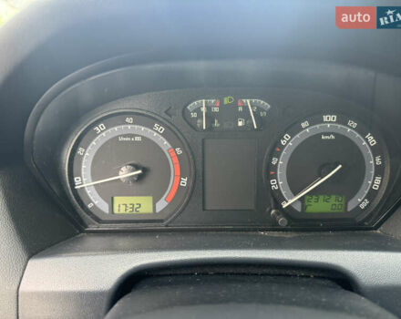 Сірий Шкода Фабія, об'ємом двигуна 1.39 л та пробігом 232 тис. км за 4100 $, фото 22 на Automoto.ua