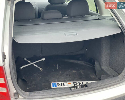 Серый Шкода Фабия, объемом двигателя 1.4 л и пробегом 226 тыс. км за 4550 $, фото 4 на Automoto.ua