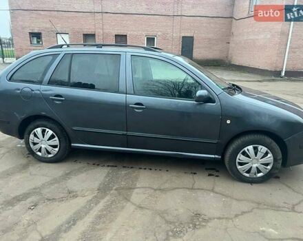 Серый Шкода Фабия, объемом двигателя 1.2 л и пробегом 193 тыс. км за 3200 $, фото 6 на Automoto.ua