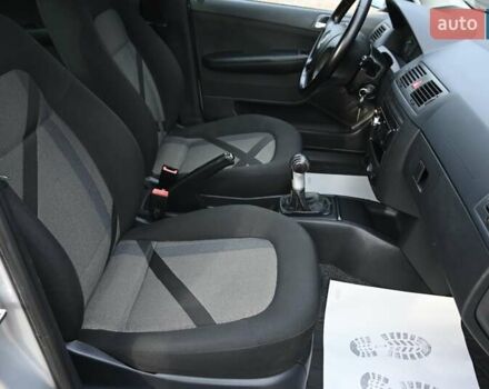 Сірий Шкода Фабія, об'ємом двигуна 1.39 л та пробігом 209 тис. км за 5350 $, фото 27 на Automoto.ua