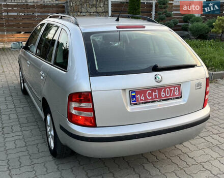 Серый Шкода Фабия, объемом двигателя 1.39 л и пробегом 217 тыс. км за 5399 $, фото 12 на Automoto.ua