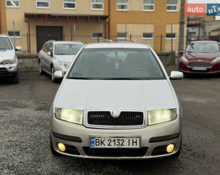 Сірий Шкода Фабія, об'ємом двигуна 1.42 л та пробігом 370 тис. км за 3300 $, фото 3 на Automoto.ua