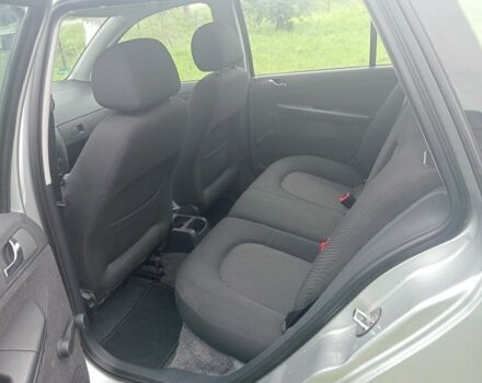 Серый Шкода Фабия, объемом двигателя 1.4 л и пробегом 183 тыс. км за 5360 $, фото 3 на Automoto.ua