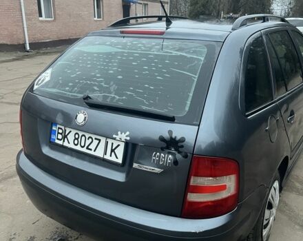 Серый Шкода Фабия, объемом двигателя 1.2 л и пробегом 193 тыс. км за 3200 $, фото 2 на Automoto.ua
