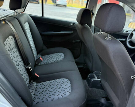 Серый Шкода Фабия, объемом двигателя 1.39 л и пробегом 190 тыс. км за 4300 $, фото 16 на Automoto.ua