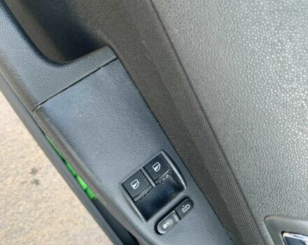 Серый Шкода Фабия, объемом двигателя 1.4 л и пробегом 253 тыс. км за 4900 $, фото 5 на Automoto.ua