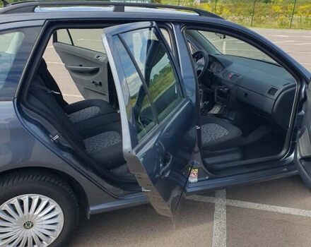 Серый Шкода Фабия, объемом двигателя 1.4 л и пробегом 200 тыс. км за 4900 $, фото 21 на Automoto.ua