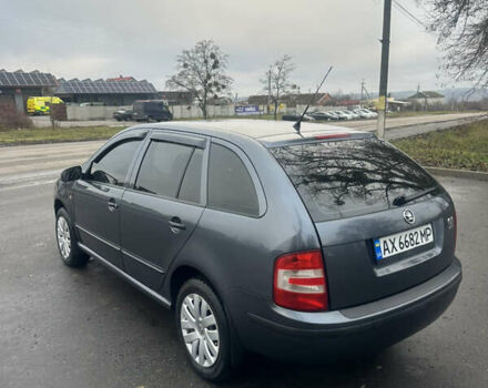 Серый Шкода Фабия, объемом двигателя 1.39 л и пробегом 180 тыс. км за 4350 $, фото 6 на Automoto.ua