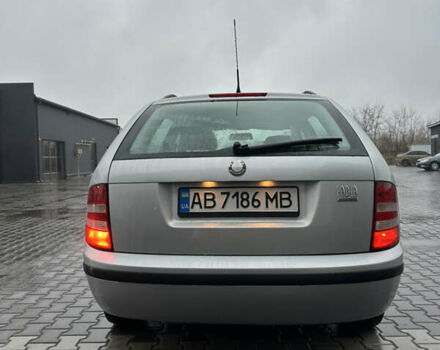 Серый Шкода Фабия, объемом двигателя 1.4 л и пробегом 203 тыс. км за 4800 $, фото 10 на Automoto.ua