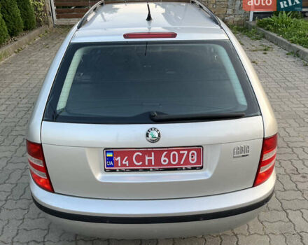 Серый Шкода Фабия, объемом двигателя 1.39 л и пробегом 217 тыс. км за 5399 $, фото 10 на Automoto.ua