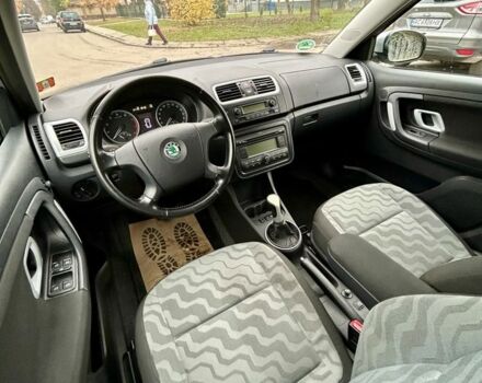 Серый Шкода Фабия, объемом двигателя 1.6 л и пробегом 247 тыс. км за 5350 $, фото 9 на Automoto.ua