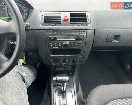 Шкода Фабия 2007 в Чернигове на Automoto.ua Серый Шкода Фабия, объемом двигателя 1.4 л и пробегом 193 тыс. км за 5400 $, фото 17 на Automoto.ua