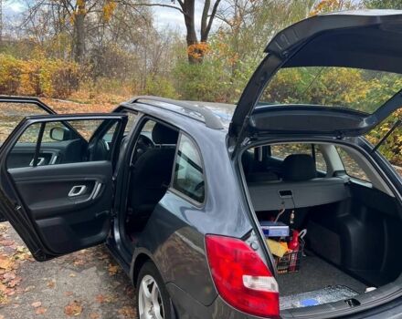 Сірий Шкода Фабія, об'ємом двигуна 1.4 л та пробігом 221 тис. км за 5000 $, фото 6 на Automoto.ua