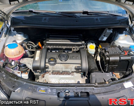 Серый Шкода Фабия, объемом двигателя 1.4 л и пробегом 221 тыс. км за 5500 $, фото 3 на Automoto.ua