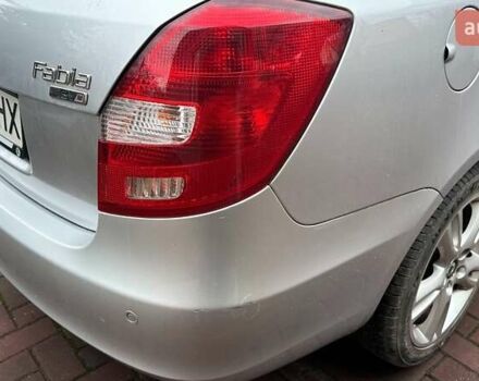 Серый Шкода Фабия, объемом двигателя 1.6 л и пробегом 213 тыс. км за 6700 $, фото 10 на Automoto.ua