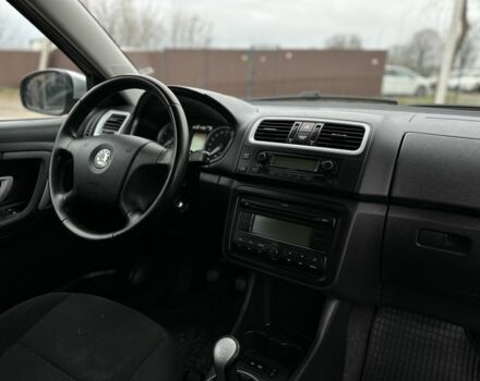 Сірий Шкода Фабія, об'ємом двигуна 1.4 л та пробігом 224 тис. км за 5800 $, фото 7 на Automoto.ua