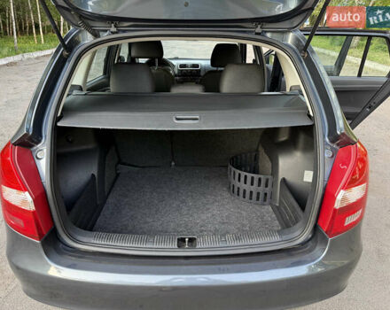 Сірий Шкода Фабія, об'ємом двигуна 1.6 л та пробігом 218 тис. км за 6100 $, фото 21 на Automoto.ua