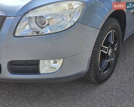 Серый Шкода Фабия, объемом двигателя 1.6 л и пробегом 215 тыс. км за 5599 $, фото 12 на Automoto.ua