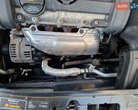 Серый Шкода Фабия, объемом двигателя 1.4 л и пробегом 147 тыс. км за 5600 $, фото 53 на Automoto.ua