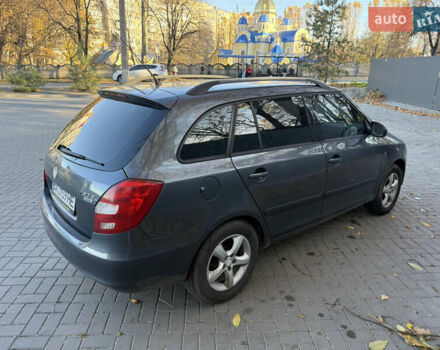 Серый Шкода Фабия, объемом двигателя 1.42 л и пробегом 340 тыс. км за 4299 $, фото 6 на Automoto.ua