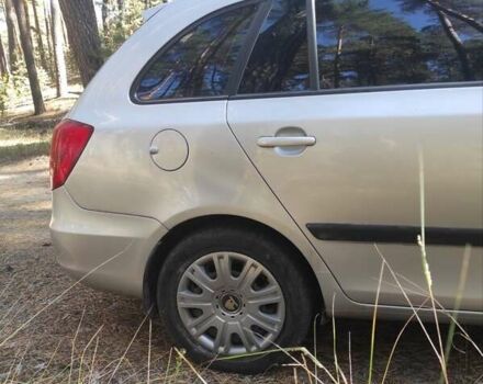 Серый Шкода Фабия, объемом двигателя 1.9 л и пробегом 304 тыс. км за 4600 $, фото 20 на Automoto.ua