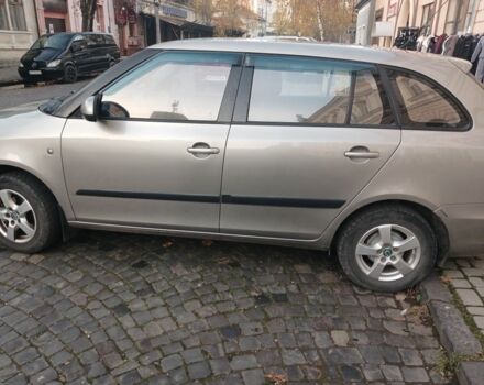 Сірий Шкода Фабія, об'ємом двигуна 0 л та пробігом 146 тис. км за 4650 $, фото 5 на Automoto.ua