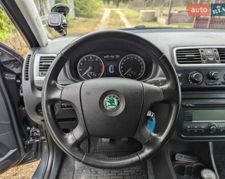 Шкода Фабия 2008 в Ровно на Automoto.ua Серый Шкода Фабия, объемом двигателя 1.39 л и пробегом 165 тыс. км за 6500 $, фото 11 на Automoto.ua