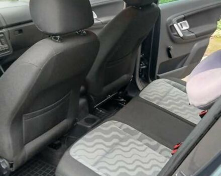 Серый Шкода Фабия, объемом двигателя 1.39 л и пробегом 232 тыс. км за 6500 $, фото 10 на Automoto.ua