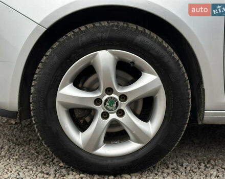 Серый Шкода Фабия, объемом двигателя 1.39 л и пробегом 224 тыс. км за 5800 $, фото 52 на Automoto.ua