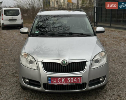 Серый Шкода Фабия, объемом двигателя 1.39 л и пробегом 224 тыс. км за 5800 $, фото 4 на Automoto.ua