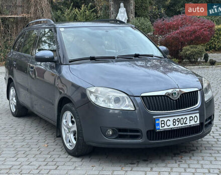 Сірий Шкода Фабія, об'ємом двигуна 1.2 л та пробігом 232 тис. км за 4200 $, фото 3 на Automoto.ua