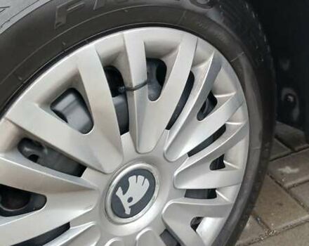 Серый Шкода Фабия, объемом двигателя 1.39 л и пробегом 232 тыс. км за 6500 $, фото 39 на Automoto.ua