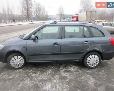 Серый Шкода Фабия, объемом двигателя 1.6 л и пробегом 180 тыс. км за 6500 $, фото 3 на Automoto.ua