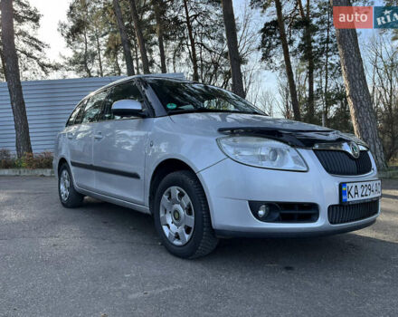 Сірий Шкода Фабія, об'ємом двигуна 1.6 л та пробігом 165 тис. км за 4600 $, фото 2 на Automoto.ua