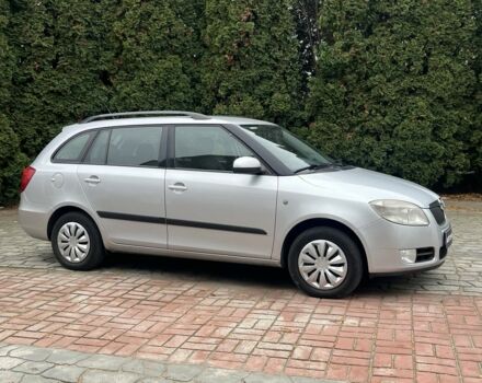 Серый Шкода Фабия, объемом двигателя 1.6 л и пробегом 211 тыс. км за 6800 $, фото 1 на Automoto.ua